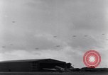 Standbild USA Flugzeuge Saint Marcouf Frankreich, 1944, aus Sekunde 45 historischem Filmmaterial Videoclip 65675038161