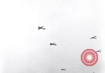 Standbild USA Flugzeuge Saint Marcouf Frankreich, 1944, aus Sekunde 53 historischem Filmmaterial Videoclip 65675038161