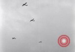 Standbild USA Flugzeuge Saint Marcouf Frankreich, 1944, aus Sekunde 56 historischem Filmmaterial Videoclip 65675038161