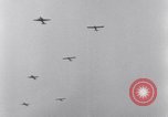Standbild USA Flugzeuge Saint Marcouf Frankreich, 1944, aus Sekunde 61 historischem Filmmaterial Videoclip 65675038161