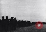 Standbild Alliierter Fallschirmjäger Vereinigtes Königreich, 1944, aus Sekunde 14 historischem Filmmaterial Videoclip 65675038177