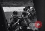Standbild Alliierter Fallschirmjäger Vereinigtes Königreich, 1944, aus Sekunde 39 historischem Filmmaterial Videoclip 65675038177