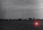 Standbild Alliierter Fallschirmjäger Vereinigtes Königreich, 1944, aus Sekunde 48 historischem Filmmaterial Videoclip 65675038177