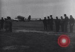 Standbild Alliierter Fallschirmjäger Vereinigtes Königreich, 1944, aus Sekunde 51 historischem Filmmaterial Videoclip 65675038177