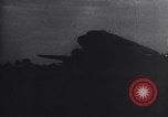 Standbild Alliierter Fallschirmjäger Vereinigtes Königreich, 1944, aus Sekunde 57 historischem Filmmaterial Videoclip 65675038177
