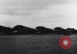 Standbild Alliierten Flugzeuge Vereinigtes Königreich, 1944, aus Sekunde 44 historischem Filmmaterial Videoclip 65675038178