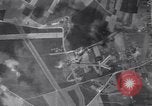 Standbild B-26 Bomber Frankreich, 1944, aus Sekunde 56 historischem Filmmaterial Videoclip 65675038179