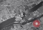 Standbild B-26 Bomber angreifen Deutsche Ziele Zweiten Weltkrieg Frankreich, 1944, aus Sekunde 50 historischem Filmmaterial Videoclip 65675038180