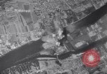 Standbild B-26 Bomber angreifen Deutsche Ziele Zweiten Weltkrieg Frankreich, 1944, aus Sekunde 51 historischem Filmmaterial Videoclip 65675038180