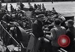Standbild US-Militär Fahrzeuge geladen auf Invasion Schiffe Portland Head England, 1944, aus Sekunde 59 historischem Filmmaterial Videoclip 65675038189
