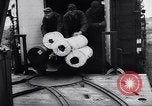Standbild 12 inch gun Frankreich, 1944, aus Sekunde 11 historischem Filmmaterial Videoclip 65675038200