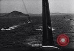 Standbild Arado Ar 196 Wasserflugzeuge und Junker JU 88 Bomber angreifenden Samos Griechenland, 1941, aus Sekunde 39 historischem Filmmaterial Videoclip 65675038201