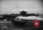 Standbild USA Schiff Normandie Frankreich, 1944, aus Sekunde 4 historischem Filmmaterial Videoclip 65675038203