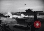 Standbild USA Schiff Normandie Frankreich, 1944, aus Sekunde 16 historischem Filmmaterial Videoclip 65675038203