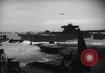Standbild USA Schiff Normandie Frankreich, 1944, aus Sekunde 24 historischem Filmmaterial Videoclip 65675038203