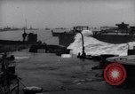 Standbild USA Schiff Normandie Frankreich, 1944, aus Sekunde 50 historischem Filmmaterial Videoclip 65675038203