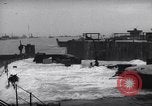 Standbild USA Schiff Normandie Frankreich, 1944, aus Sekunde 62 historischem Filmmaterial Videoclip 65675038203