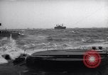 Standbild Liberty Schiff Normandie Frankreich, 1944, aus Sekunde 5 historischem Filmmaterial Videoclip 65675038204