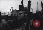 Standbild amerikanisches Schiff Normandie Frankreich, 1944, aus Sekunde 9 historischem Filmmaterial Videoclip 65675038205