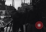 Standbild amerikanisches Schiff Normandie Frankreich, 1944, aus Sekunde 31 historischem Filmmaterial Videoclip 65675038205