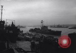 Standbild amerikanisches Schiff Normandie Frankreich, 1944, aus Sekunde 48 historischem Filmmaterial Videoclip 65675038205