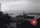 Standbild amerikanisches Schiff Normandie Frankreich, 1944, aus Sekunde 50 historischem Filmmaterial Videoclip 65675038205