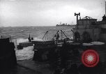 Standbild amerikanisches Schiff Normandie Frankreich, 1944, aus Sekunde 53 historischem Filmmaterial Videoclip 65675038205