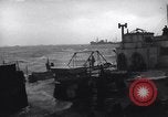 Standbild amerikanisches Schiff Normandie Frankreich, 1944, aus Sekunde 55 historischem Filmmaterial Videoclip 65675038205