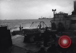 Standbild amerikanisches Schiff Normandie Frankreich, 1944, aus Sekunde 57 historischem Filmmaterial Videoclip 65675038205