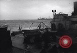 Standbild amerikanisches Schiff Normandie Frankreich, 1944, aus Sekunde 59 historischem Filmmaterial Videoclip 65675038205