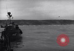 Image barrage de montgolfieres Normandie France, 1944, de la seconde 23 séquences d'archives historiques vidéo 65675038206