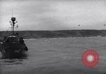Image barrage de montgolfieres Normandie France, 1944, de la seconde 26 séquences d'archives historiques vidéo 65675038206