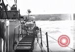 Image barrage de montgolfieres Normandie France, 1944, de la seconde 28 séquences d'archives historiques vidéo 65675038206