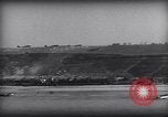 Image barrage de montgolfieres Normandie France, 1944, de la seconde 47 séquences d'archives historiques vidéo 65675038206