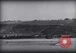 Image barrage de montgolfieres Normandie France, 1944, de la seconde 48 séquences d'archives historiques vidéo 65675038206
