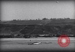Image barrage de montgolfieres Normandie France, 1944, de la seconde 49 séquences d'archives historiques vidéo 65675038206