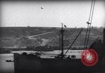 Image barrage de montgolfieres Normandie France, 1944, de la seconde 62 séquences d'archives historiques vidéo 65675038206