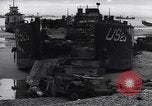 Immagine di American Landing Craft Normandia Francia, 1944, secondo 15 filmato di repertorio 65675038218