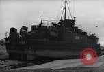 Immagine di American Landing Craft Normandia Francia, 1944, secondo 34 filmato di repertorio 65675038218