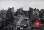 Standbild amerikanische Soldaten Normandie Frankreich, 1944, aus Sekunde 51 historischem Filmmaterial Videoclip 65675038233