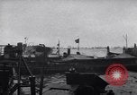 Standbild amerikanische Soldaten Normandie Frankreich, 1944, aus Sekunde 55 historischem Filmmaterial Videoclip 65675038233