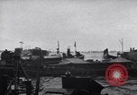 Standbild amerikanische Soldaten Normandie Frankreich, 1944, aus Sekunde 60 historischem Filmmaterial Videoclip 65675038233