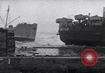 Standbild amerikanische Schiffe Normandie Frankreich, 1944, aus Sekunde 24 historischem Filmmaterial Videoclip 65675038234