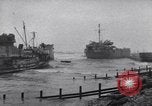 Standbild amerikanische Schiffe Normandie Frankreich, 1944, aus Sekunde 55 historischem Filmmaterial Videoclip 65675038234