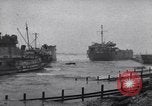 Standbild amerikanische Schiffe Normandie Frankreich, 1944, aus Sekunde 57 historischem Filmmaterial Videoclip 65675038234