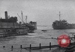 Standbild amerikanische Schiffe Normandie Frankreich, 1944, aus Sekunde 58 historischem Filmmaterial Videoclip 65675038234