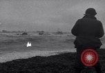 Standbild alliierte Soldat Normandie Frankreich, 1944, aus Sekunde 5 historischem Filmmaterial Videoclip 65675038235