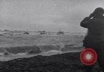 Standbild alliierte Soldat Normandie Frankreich, 1944, aus Sekunde 9 historischem Filmmaterial Videoclip 65675038235