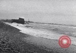 Standbild alliierte Soldat Normandie Frankreich, 1944, aus Sekunde 29 historischem Filmmaterial Videoclip 65675038235