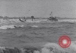 Standbild alliierte Soldat Normandie Frankreich, 1944, aus Sekunde 44 historischem Filmmaterial Videoclip 65675038235